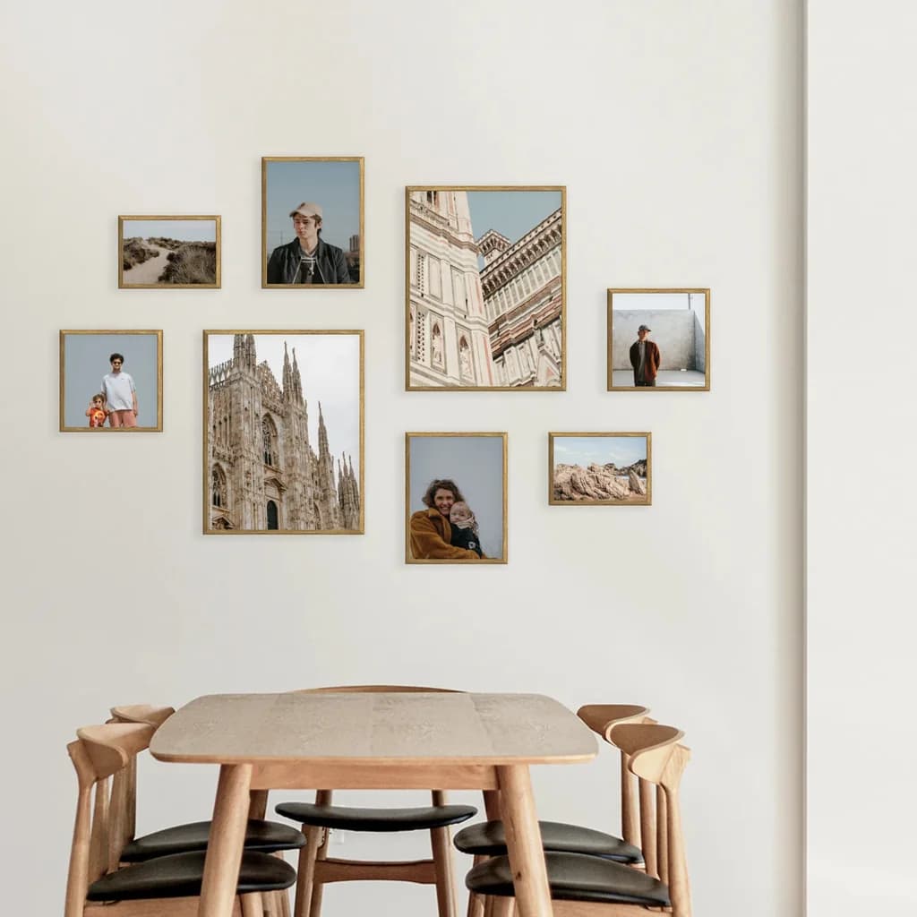 Classic picture frames for dining room – cosy photo wall by dining table