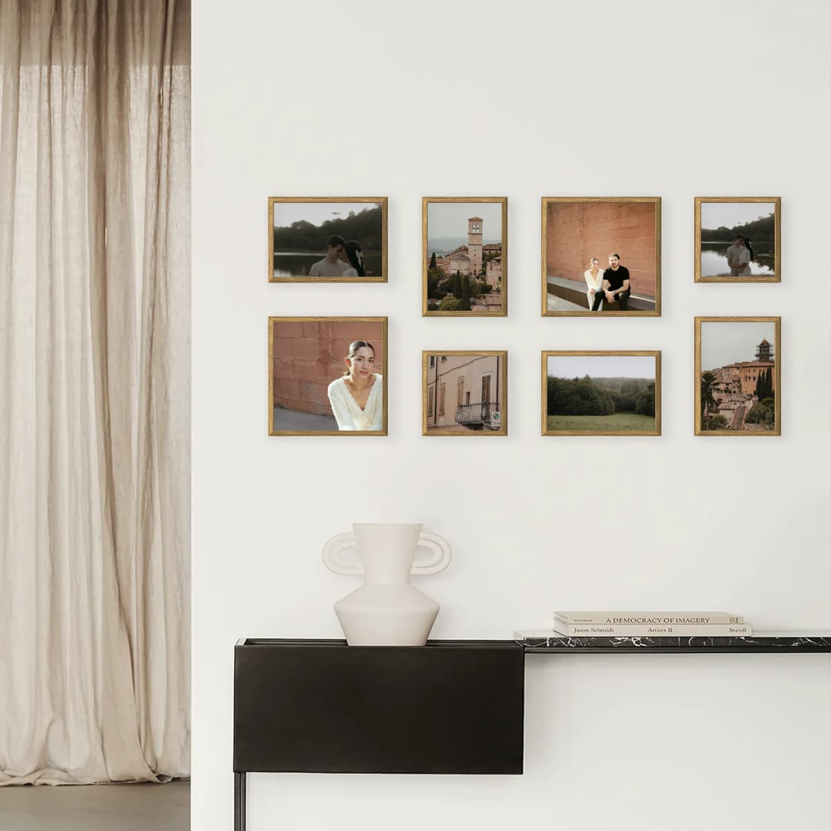 A bright and flexible wall composition with a calm, geometric rhythm.
The mix of vertical and horizontal frames gives this layout a dynamic yet refined look — perfect for hallways, dining areas, or cozy living spaces. Designed to highlight personal stories with understated harmony.